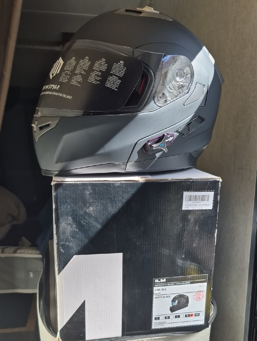 Matte Black Full-Face Motorcycle Helmet
